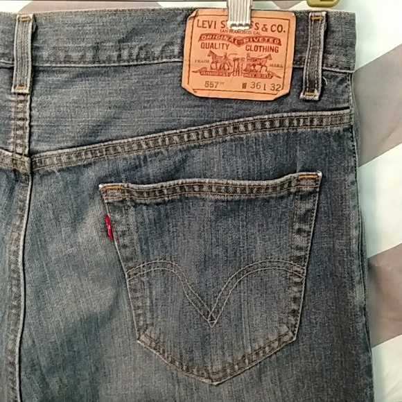 levi 557